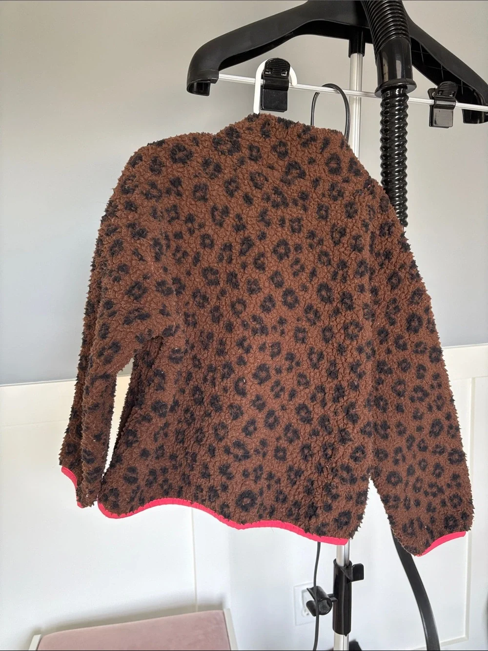 Old Navy faux-fur animal print zip jacket for girls